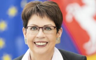 Niedersächsische Ministerin für Regionale Landesentwicklung, Birgit Honé - Pressefoto