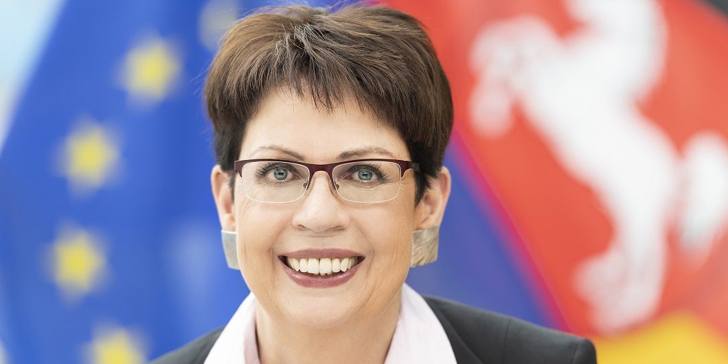 Niedersächsische Ministerin für Regionale Landesentwicklung, Birgit Honé - Pressefoto