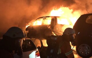 Autobrand (c) Feuerwehr BS