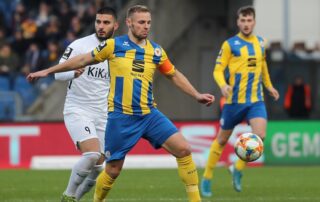 Bernd Nehrig (Mitte) (c) Eintracht Braunschweig