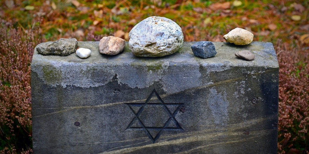 Gedenkstein Holocaust (c) pixabay