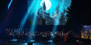 Harry Potter Orchester und Bühne (c) Star Entertainment