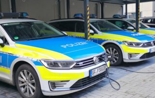 E-Streifenwagen-c-lautloseinsatzbereit.