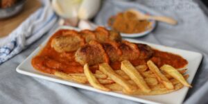 Currywurst Pommes (c) pixabay