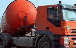 Tanklaster (c) alyoshine