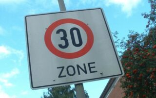Tempo 30-Zone (c) GNU_Manfred Sauke