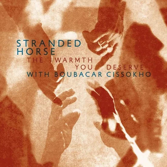 Stranded Horse – Cover © ub-comm Stranded Horse - Cover © ub-comm
